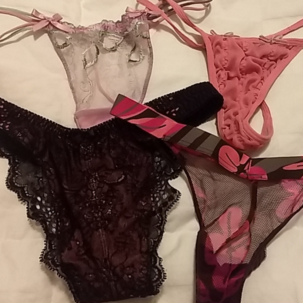 Sold!!!..Victoria Secret Thongs - Picture 1 of 6
